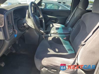 Zdjęcie 7 z 12 samochodu: 2001 GMC NEW SIERRA C1500 VIN:2GTEC19V211262271 - miniatura