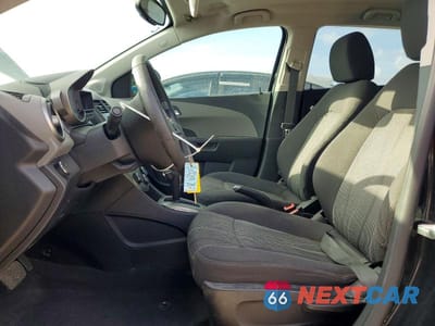 Zdjęcie 7 z 12 samochodu: 2015 CHEVROLET SONIC LT VIN:1G1JC6SH5F4147569 - miniatura