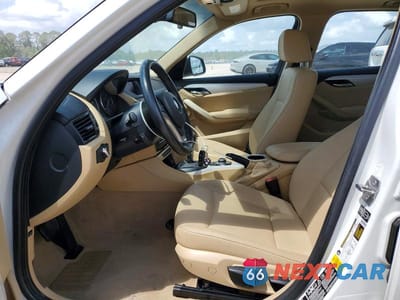 Zdjęcie 7 z 13 samochodu: 2015 BMW X1 XDRIVE28I VIN:WBAVL1C5XFVY35364 - miniatura