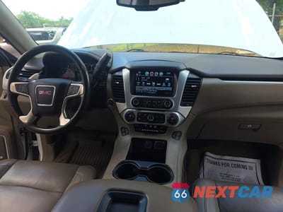 Zdjęcie 9 z 14 samochodu: 2020 GMC YUKON XL C1500 SLT VIN:1GKS1GKC5LR286809 - miniatura