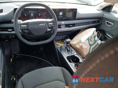 Zdjęcie 8 z 12 samochodu: 2025 KIA K4 LXS VIN:3KPFT4DE6SE156083 - miniatura