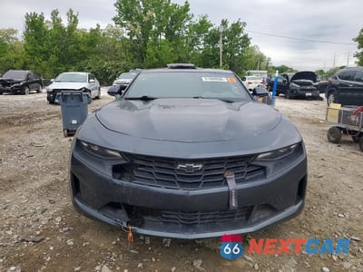 Piąte zdjęcie samochodu w środku: 2020 CHEVROLET CAMARO LS VIN:1G1FB1RS3L0109189 - miniatura