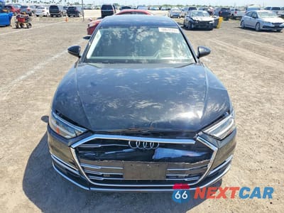 Piąte zdjęcie samochodu w środku: 2019 AUDI A8 L VIN:WAU8DAF85KN017664 - miniatura