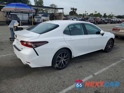 Trzecie zdjęcie samochodu z tyłu: 2024 TOYOTA CAMRY SE VIN:4T1T11AK0RU869828 - miniatura