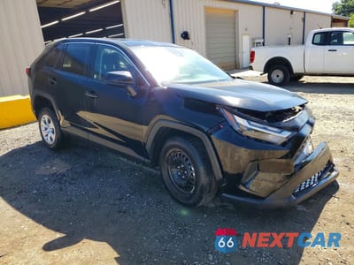 Czwarte zdjęcie samochodu z boku: 2025 TOYOTA RAV4 LE VIN:2T3H1RFV1SC312058 - miniatura