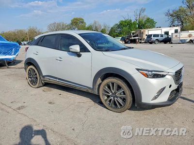 Czwarte zdjęcie samochodu z boku: 2016 MAZDA CX-3 GRAND TOURING VIN:JM1DKDB78G0124008 - miniatura