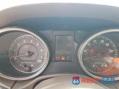 Zdjęcie 9 z 12 samochodu: 2011 JEEP GRAND CHEROKEE LAREDO VIN:1J4RS4GG2BC513452 - miniatura