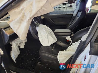 Zdjęcie 7 z 11 samochodu: 2020 TESLA MODEL Y VIN:5YJYGDEE3LF017097 - miniatura