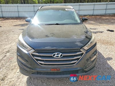 Piąte zdjęcie samochodu w środku: 2016 HYUNDAI TUCSON SE VIN:KM8J33A49GU195044 - miniatura