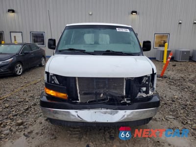 Piąte zdjęcie samochodu w środku: 2017 GMC SAVANA G2500 VIN:1GTW7AFF3H1911162 - miniatura