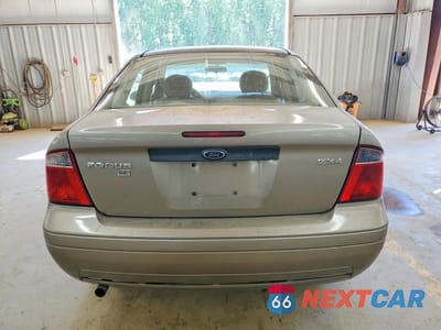 Zdjęcie 6 z 12 samochodu: 2005 FORD FOCUS ZX4 VIN:1FAFP34NX5W272613 - miniatura