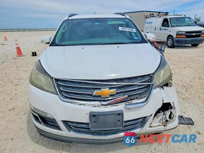 Piąte zdjęcie samochodu w środku: 2016 CHEVROLET TRAVERSE LT VIN:1GNKRHKD8GJ282168 - miniatura
