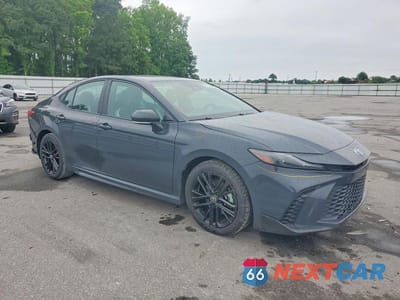 Czwarte zdjęcie samochodu z boku: 2025 TOYOTA CAMRY SE VIN:4T1DAACK2SU549661 - miniatura