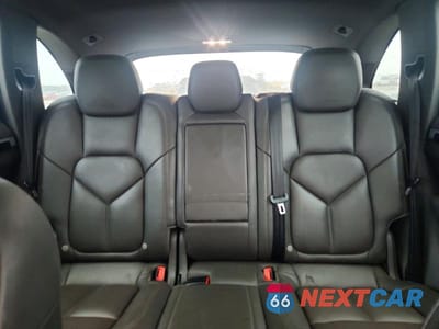 Zdjęcie 10 z 13 samochodu: 2017 PORSCHE CAYENNE VIN:WP1AA2A29HKA89076 - miniatura