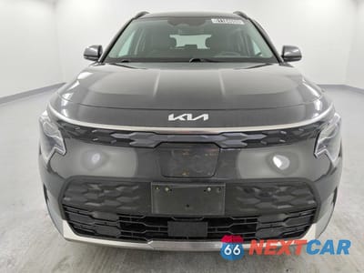 Piąte zdjęcie samochodu w środku: 2024 KIA NIRO WIND VIN:KNDCR3L15R5111152 - miniatura
