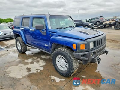 Czwarte zdjęcie samochodu z boku: 2006 HUMMER H3 VIN:5GTDN136568161018 - miniatura