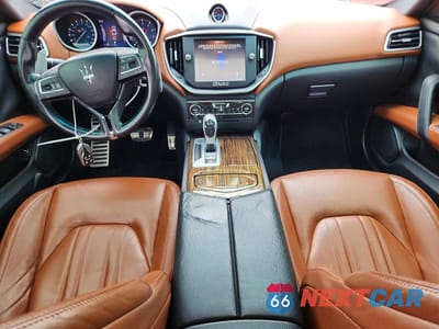 Zdjęcie 8 z 12 samochodu: 2014 MASERATI GHIBLI S VIN:ZAM57RTA3E1113173 - miniatura