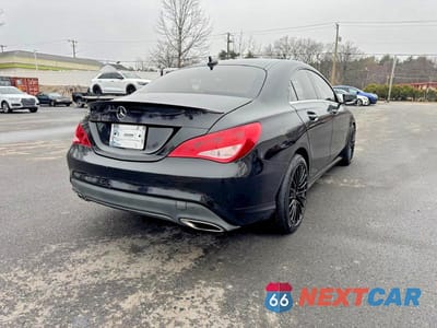 Trzecie zdjęcie samochodu z tyłu: 2017 MERCEDES-BENZ CLA 250 4MATIC VIN:WDDSJ4GB4HN438383 - miniatura