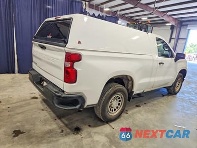 Trzecie zdjęcie samochodu z tyłu: 2023 CHEVROLET SILVERADO C1500 VIN:3GCNAAEK3PG362848 - miniatura