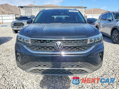 Piąte zdjęcie samochodu w środku: 2024 VOLKSWAGEN TAOS S 4MOTION VIN:3VVEX7B2XRM053437 - miniatura