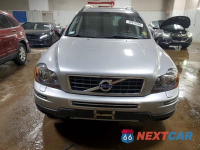 Piąte zdjęcie samochodu w środku: 2011 VOLVO XC90 V8 VIN:YV4852CZ1B1579178 - miniatura