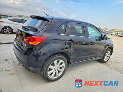 Trzecie zdjęcie samochodu z tyłu: 2013 MITSUBISHI OUTLANDER SPORT SE VIN:4A4AR4AU0DE015277 - miniatura