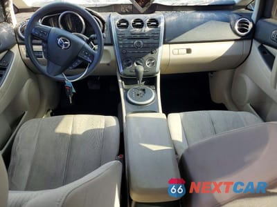 Zdjęcie 8 z 13 samochodu: 2010 MAZDA CX-7 VIN:JM3ER2W55A0330056 - miniatura