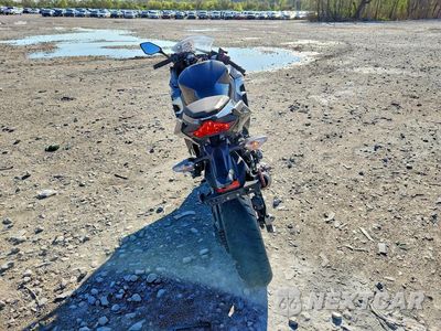 Czwarte zdjęcie samochodu z boku: 2022 KAWASAKI EX400 VIN:JKAEXKH13NDAH5584 - miniatura