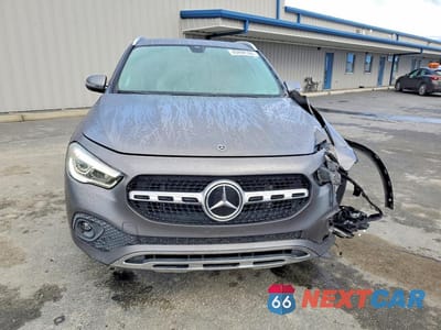 Piąte zdjęcie samochodu w środku: 2021 MERCEDES-BENZ GLA 250 4MATIC VIN:W1N4N4HB5MJ157998 - miniatura