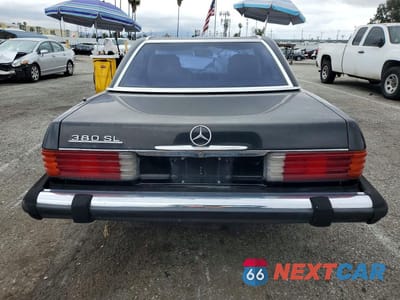 Zdjęcie 6 z 12 samochodu: 1985 MERCEDES-BENZ 380 SL VIN:WDBBA45C2FA023989 - miniatura