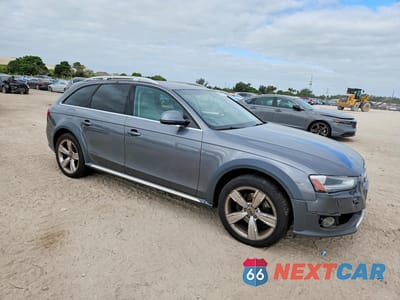 Czwarte zdjęcie samochodu z boku: 2016 AUDI A4 ALLROAD PREMIUM PLUS VIN:WA1UFAFL3GA004498 - miniatura