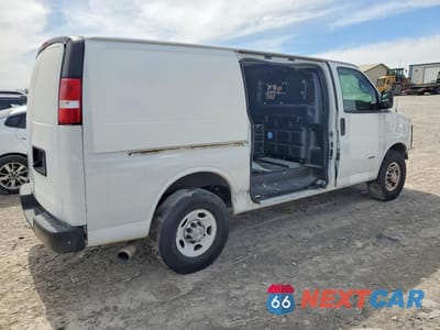 Trzecie zdjęcie samochodu z tyłu: 2017 CHEV EXPRESS G2500 VIN:1GCWGAF13H1215888 - miniatura