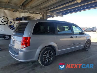 Trzecie zdjęcie samochodu z tyłu: 2017 DODG GRAND CARAVAN GT VIN:2C4RDGEG6HR717059 - miniatura
