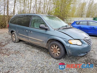 Czwarte zdjęcie samochodu z boku: 2005 CHRYSLER TOWN & COUNTRY TOURING VIN:2C4GP54L15R559002 - miniatura