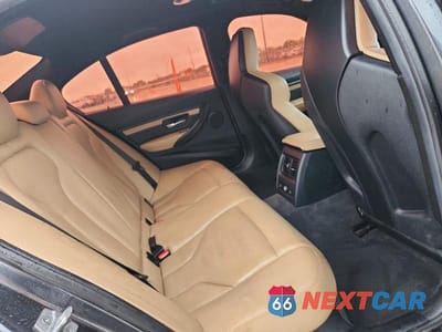 Zdjęcie 10 z 12 samochodu: 2015 BMW M3 VIN:WBS3C9C57FP804854 - miniatura