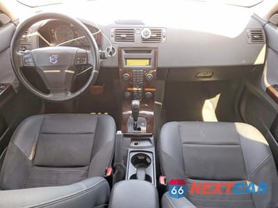 Zdjęcie 8 z 12 samochodu: 2007 VOLVO S40 2.4I VIN:YV1MS390X72316854 - miniatura