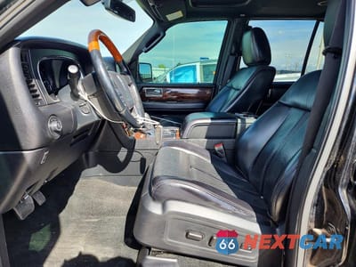 Zdjęcie 7 z 13 samochodu: 2017 LINCOLN NAVIGATOR L SELECT VIN:5LMJJ3JT4HEL05939 - miniatura