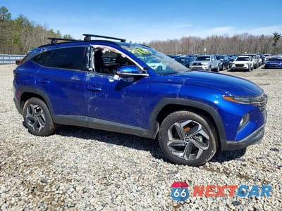 Czwarte zdjęcie samochodu z boku: 2023 HYUNDAI TUCSON LIMITED VIN:5NMJECAE1PH212367 - miniatura