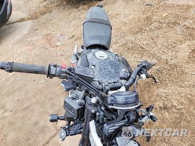 Piąte zdjęcie samochodu w środku: 2020 YAMAHA XSR900 VIN:JYARN47E8LA003000 - miniatura
