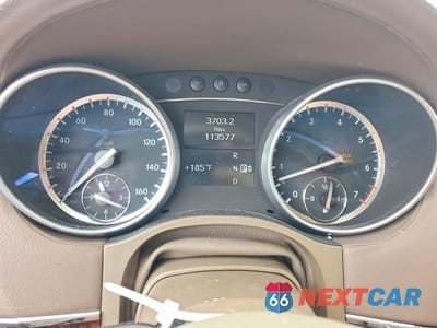 Zdjęcie 9 z 12 samochodu: 2012 MERCEDES-BENZ GL 550 4MATIC VIN:4JGBF8GE9CA788200 - miniatura