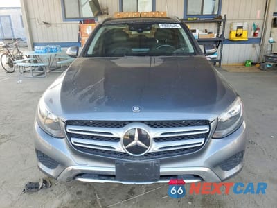 Piąte zdjęcie samochodu w środku: 2016 MERCEDES-BENZ GLC 300 VIN:WDC0G4JB0GF019426 - miniatura