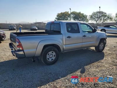 Trzecie zdjęcie samochodu z tyłu: 2015 TOYOTA TACOMA BASE VIN:5TFJX4CN7FX057567 - miniatura