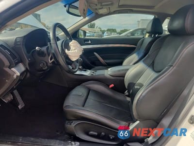 Zdjęcie 7 z 12 samochodu: 2015 INFINITI Q60 COUPE SPORT LIMITED VIN:JN1CV6EK9FM870054 - miniatura