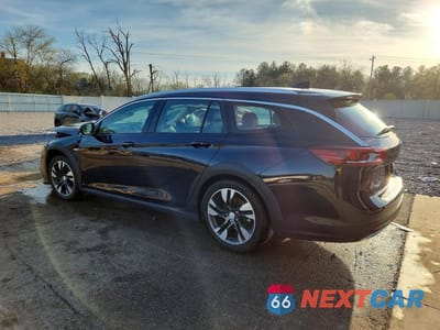 Drugie zdjęcie samochodu z przodu: 2018 BUICK REGAL TOURX PREFERRED VIN:W04GU8SX1J1109424 - miniatura