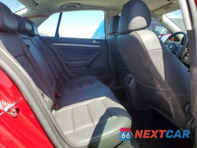 Zdjęcie 10 z 12 samochodu: 2007 VOLKSWAGEN JETTA 2.5 OPTION PACKAGE 1 VIN:3VWRF71K67M098244 - miniatura