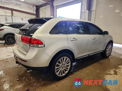 Trzecie zdjęcie samochodu z tyłu: 2014 LINCOLN MKX VIN:2LMDJ8JKXEBL00583 - miniatura