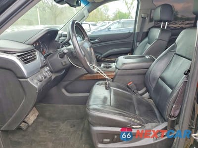 Zdjęcie 7 z 12 samochodu: 2015 CHEVROLET SUBURBAN K1500 LT VIN:1GNSKJKC7FR141708 - miniatura