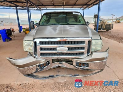 Piąte zdjęcie samochodu w środku: 2005 FORD F250 SUPER DUTY VIN:1FTSW21P55EA27770 - miniatura