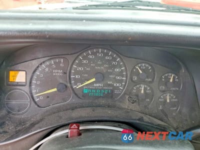 Zdjęcie 9 z 11 samochodu: 2001 GMC NEW SIERRA C1500 VIN:1GTEC14V01E900913 - miniatura