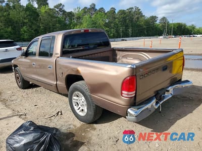 Drugie zdjęcie samochodu z przodu: 2001 DODGE DAKOTA QUAD VIN:1B7GL2AN71S103546 - miniatura